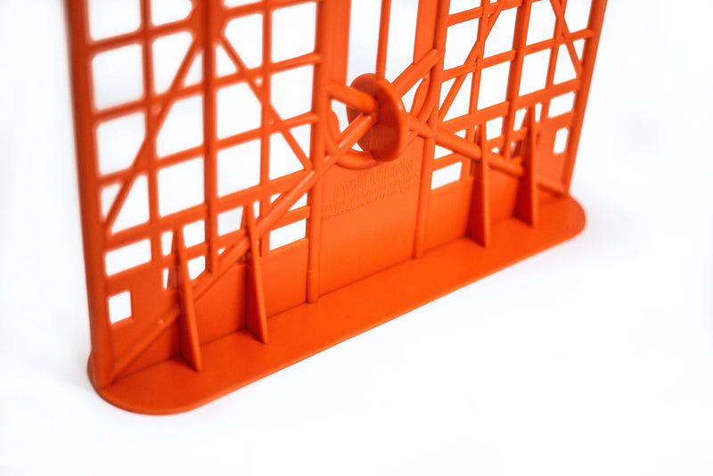 Panel plastico de 30x65 cm naranja para barrera antimigratoria Evolution de Sephnos para uso en casetas de pollos, de Sephnos