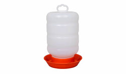 Bebedero naranja tipo vitrolero con capacidad de 4 litros para hidratación de pollos de engorde, gallinas ponedoras, gallinas reproductoras y aves de traspatio